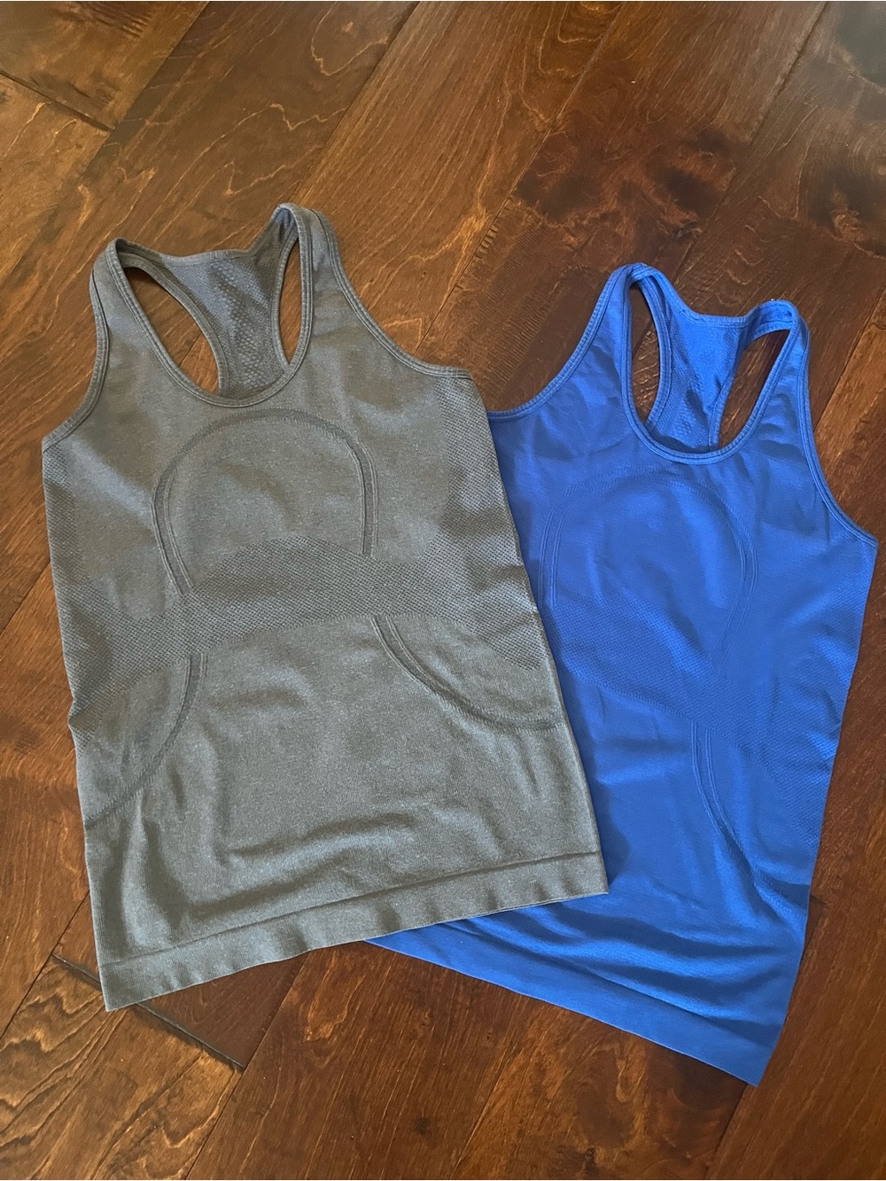 Lululemon Racerback Tank Tops size S